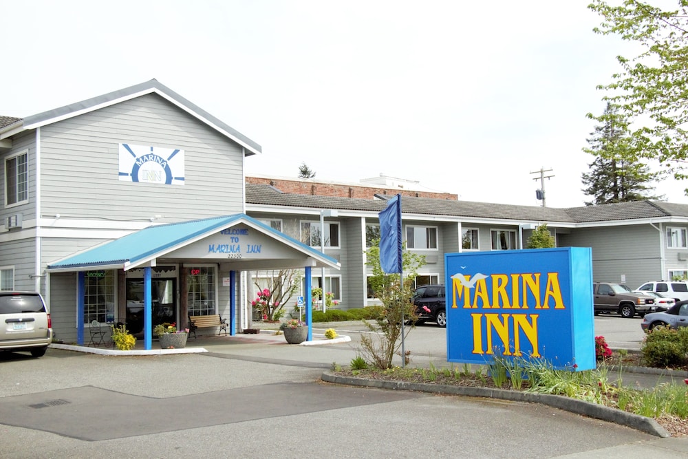 Marina Inn 3/44