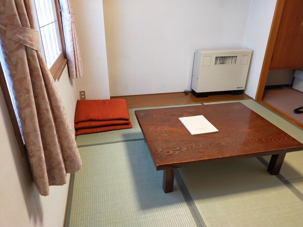 AKAKURA HOTEL 12/49