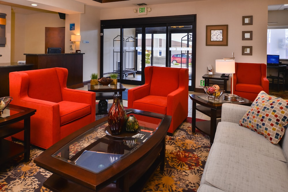 Holiday Inn Express Hotel And Suites Pittsburg 37/73