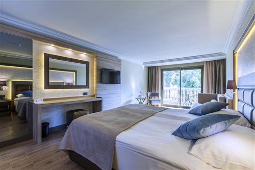 Room, Double Bed, Land View