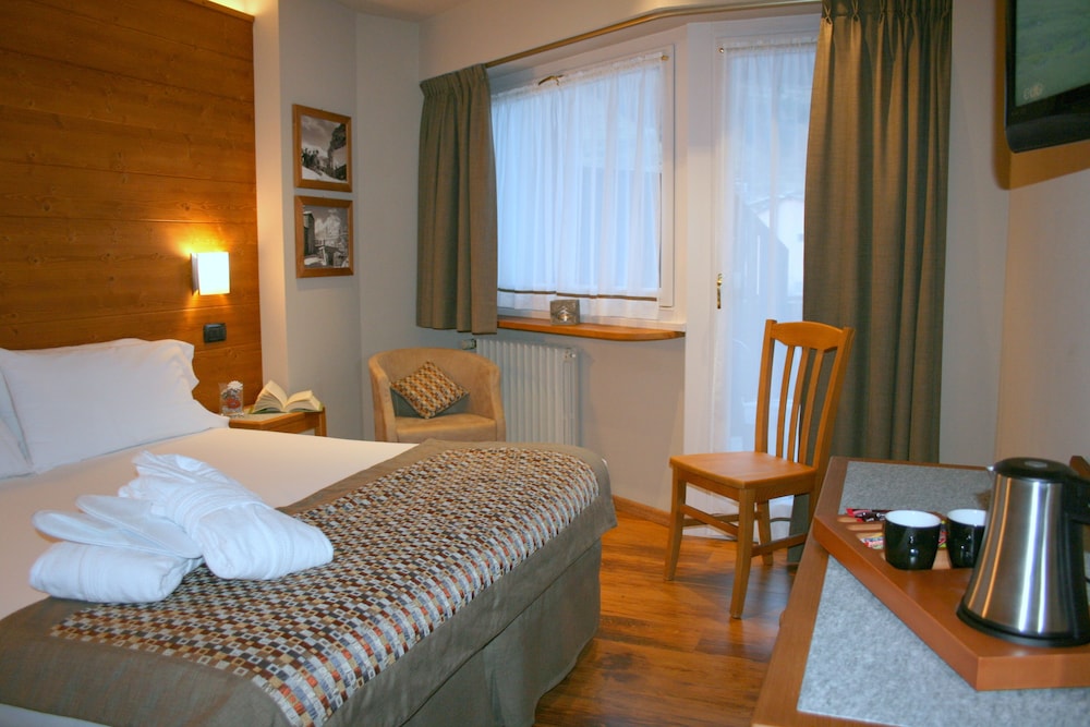 Hotel Larice Bianco 8/32