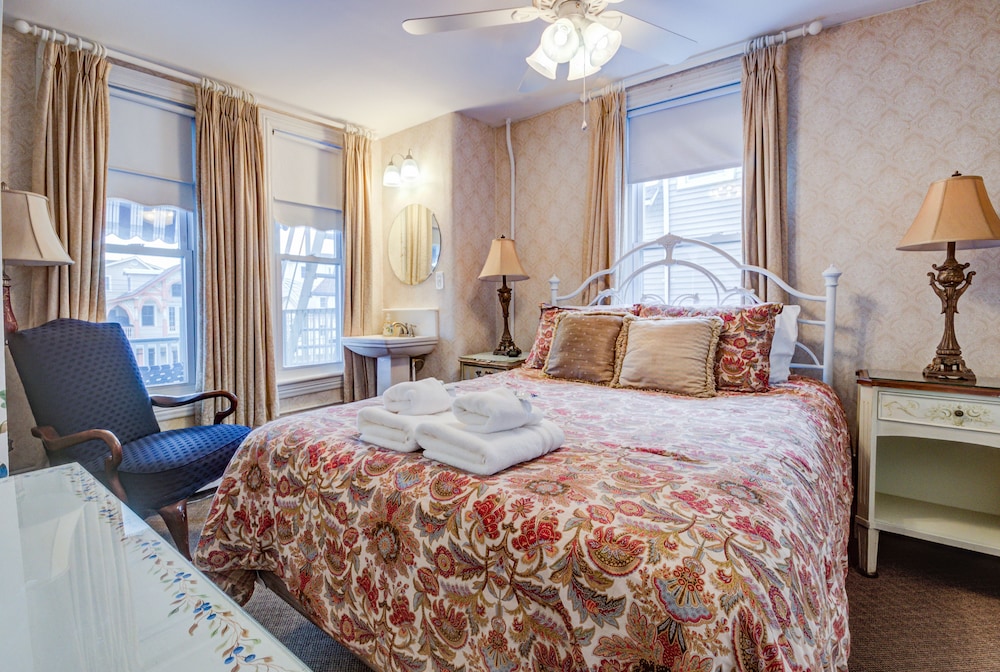 The Lillagaard Bed and Breakfast 17/34
