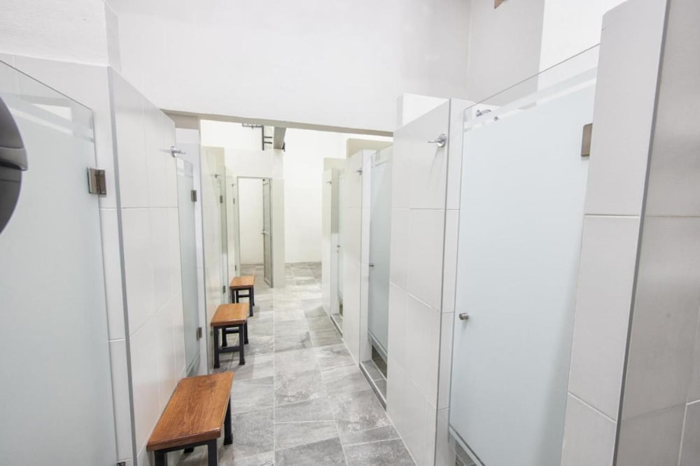 OYO Hostal Mich Morelia 33/33