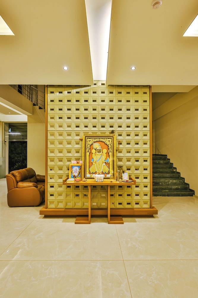 Goverdhan Greens Resort Dwarka 4/50
