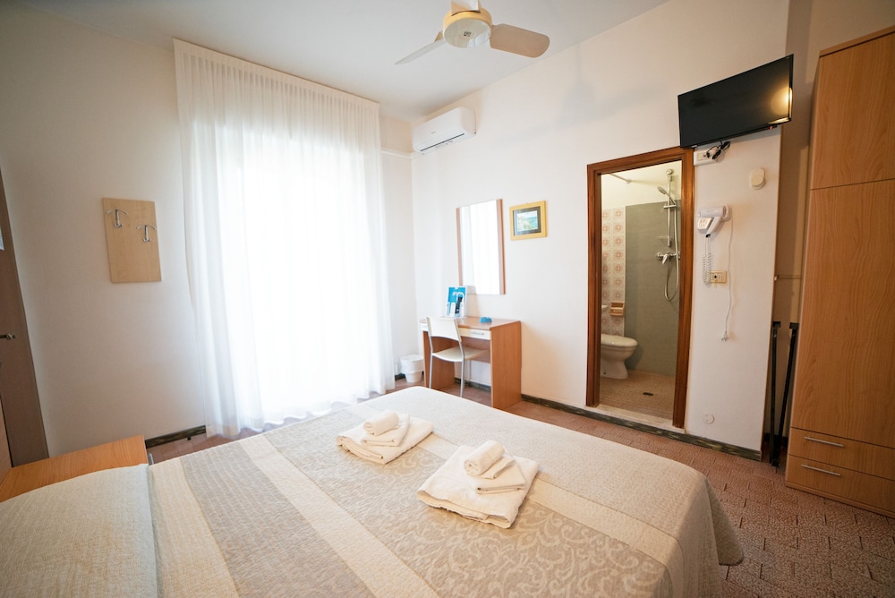Hotel Mara 25/75