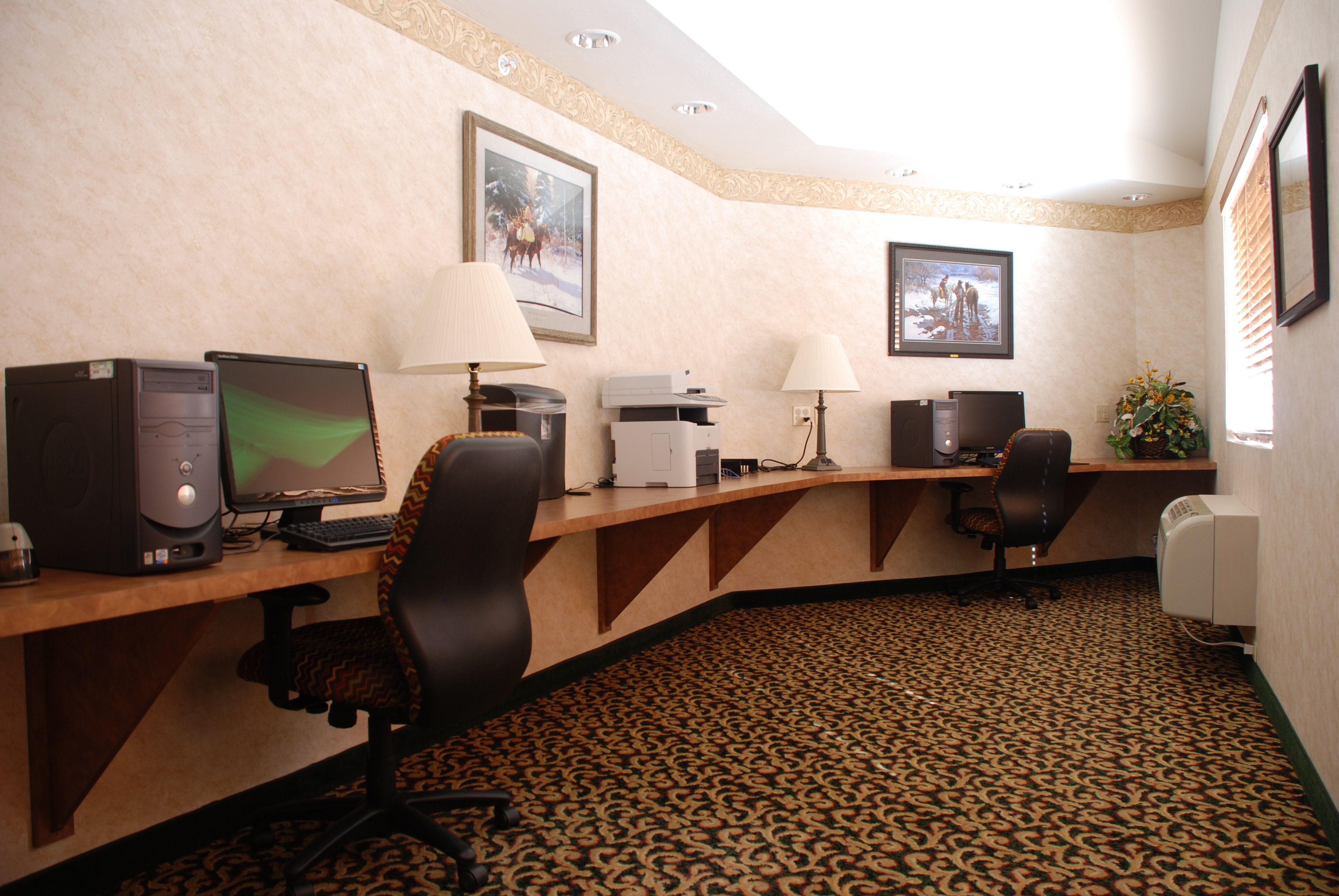 Holiday Inn Express Hotel Suites Raton 35/40