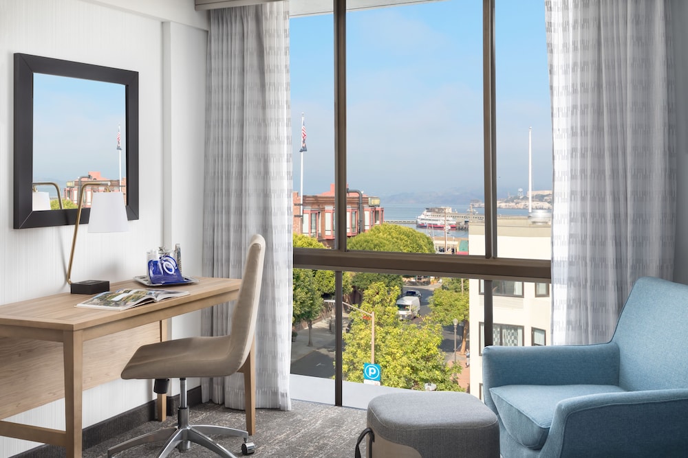 Hotel Caza Fishermans Wharf 4/50