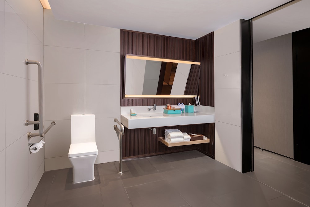 Le Meridien Zhongshan 12/38