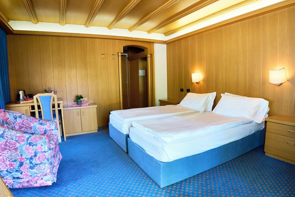 Hotel Trento 22/70
