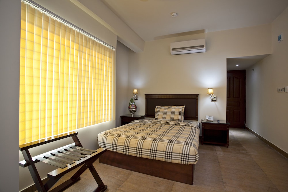 La Rose Hotel 14/54
