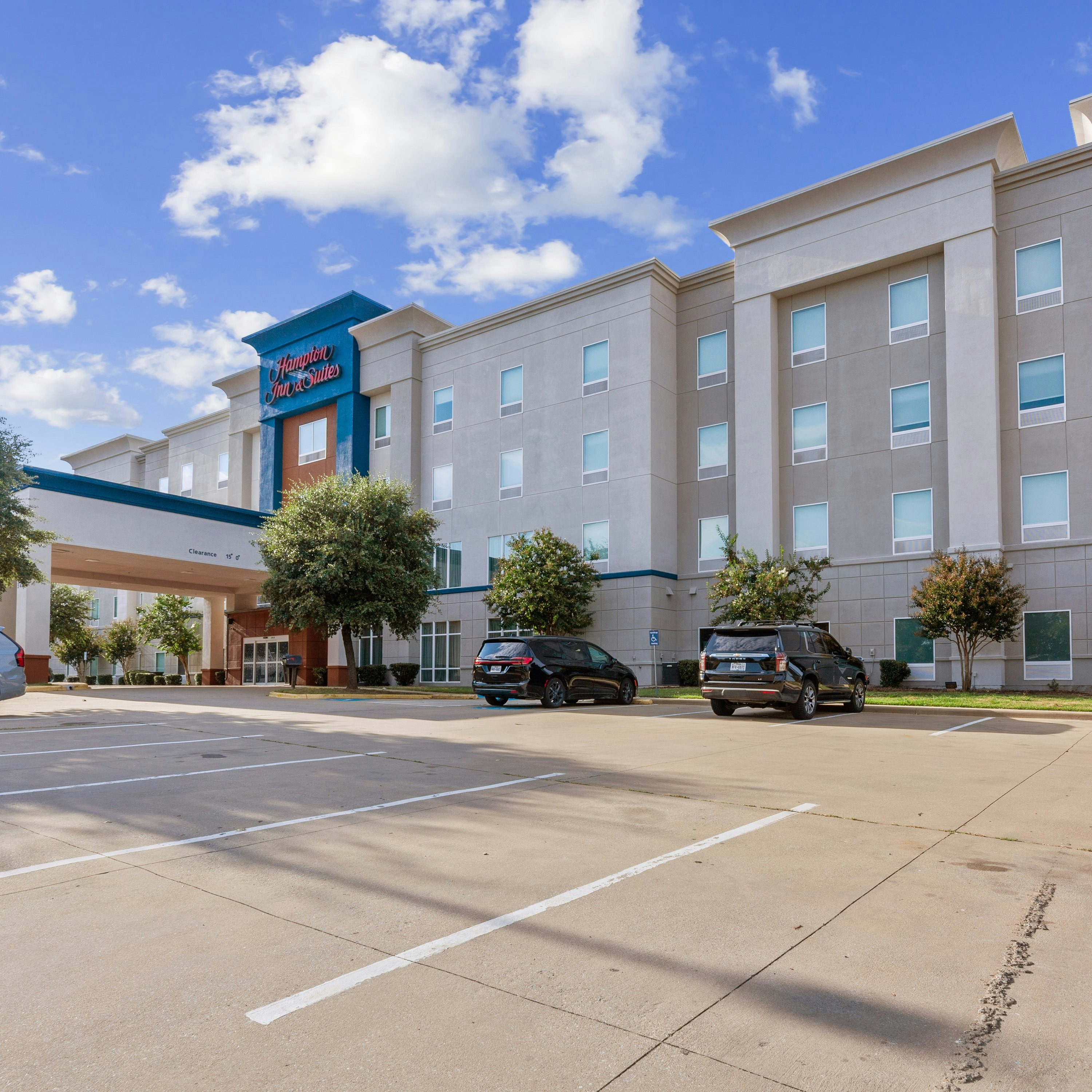 Hampton Inn and Suites Denison, TX 51/60