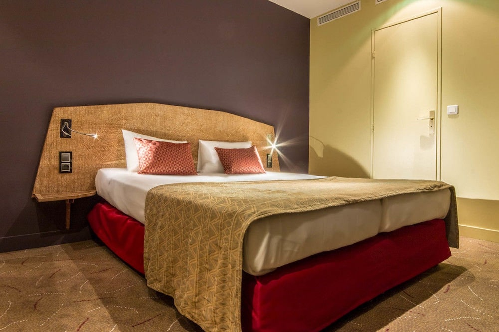Posy Hotel by HappyCulture 34/84