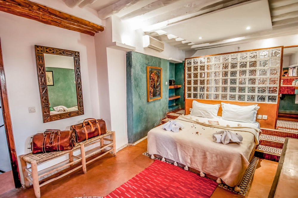 Riad Chorfa 7/50