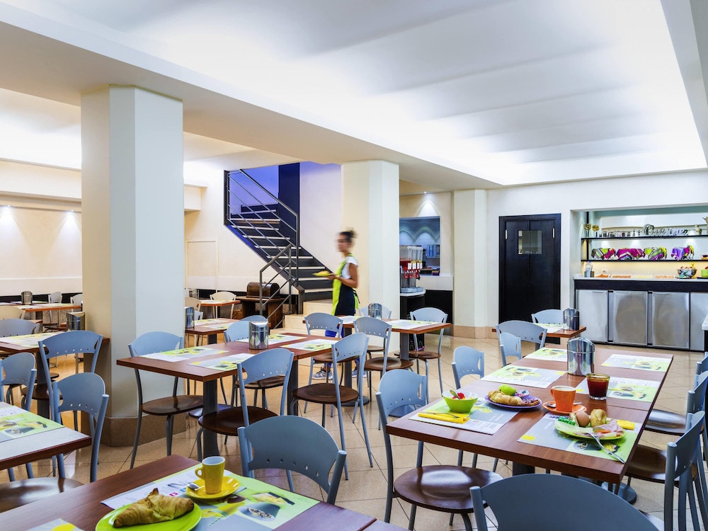IBIS STYLES MILANO CENTRO 40/48