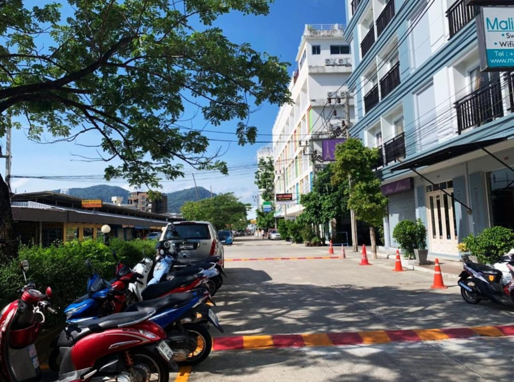 MALIN PATONG HOTEL 47/58
