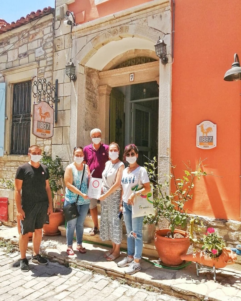 HOTEL GRAND AMPHORA 51/57