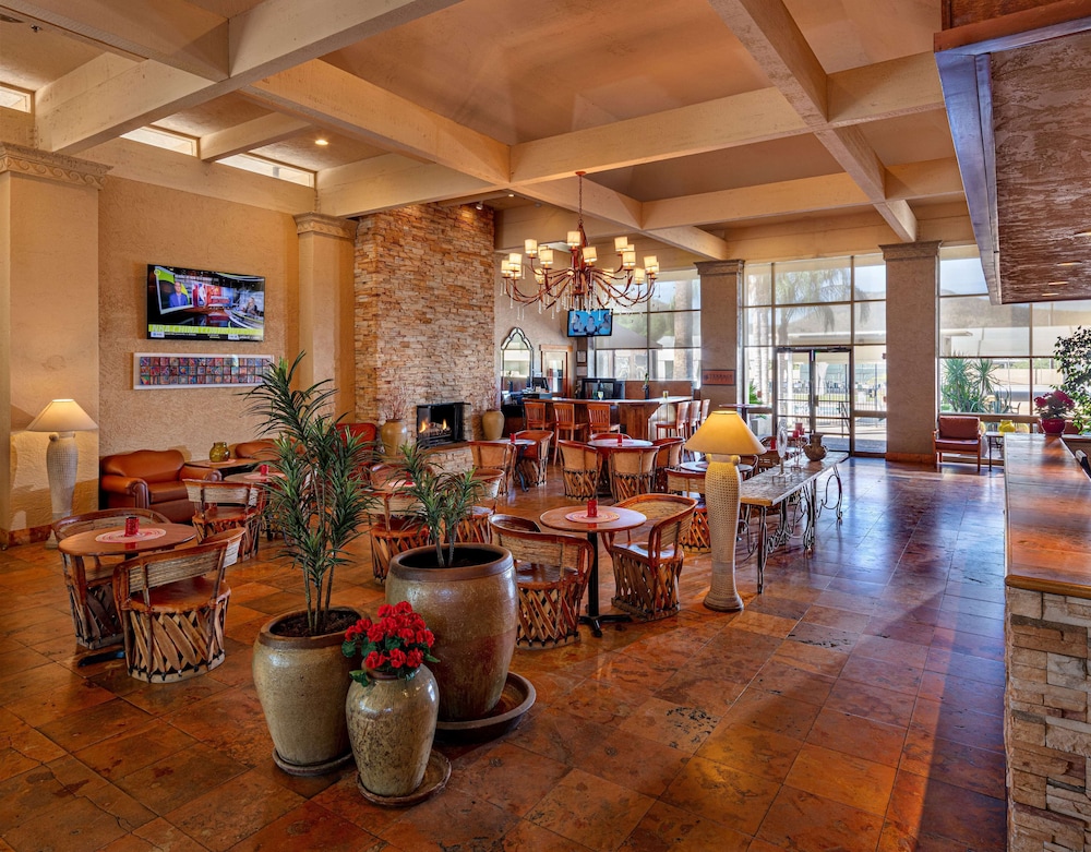 Ramada by Wyndham Tucson 47/63