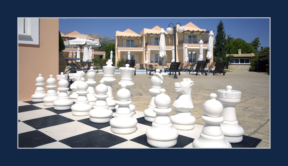 Avantis Suites Hotel 38/50