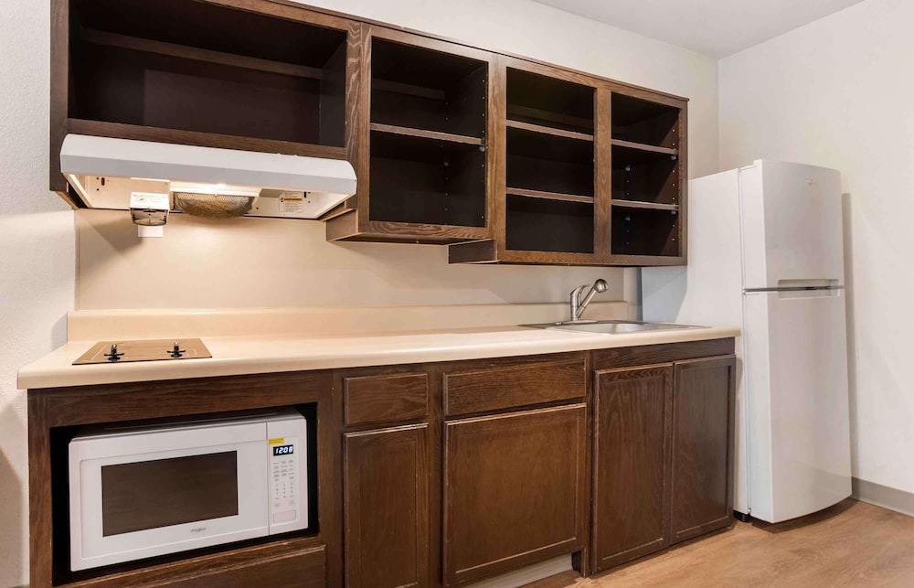 WoodSpring Suites New Orleans Airport 45/46