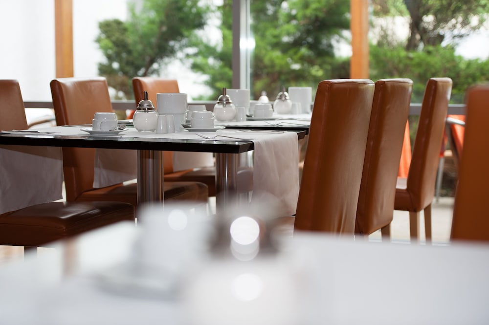 Heinhotel Vienna Airport 45/50