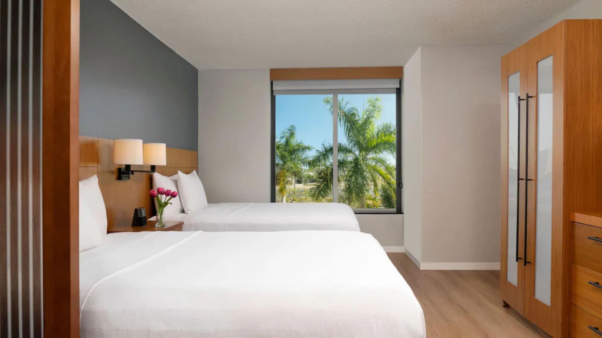 Room, Multiple Beds, Bay View, Accessible