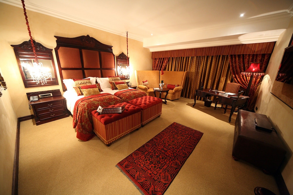 Fusion Boutique Hotel 40/68