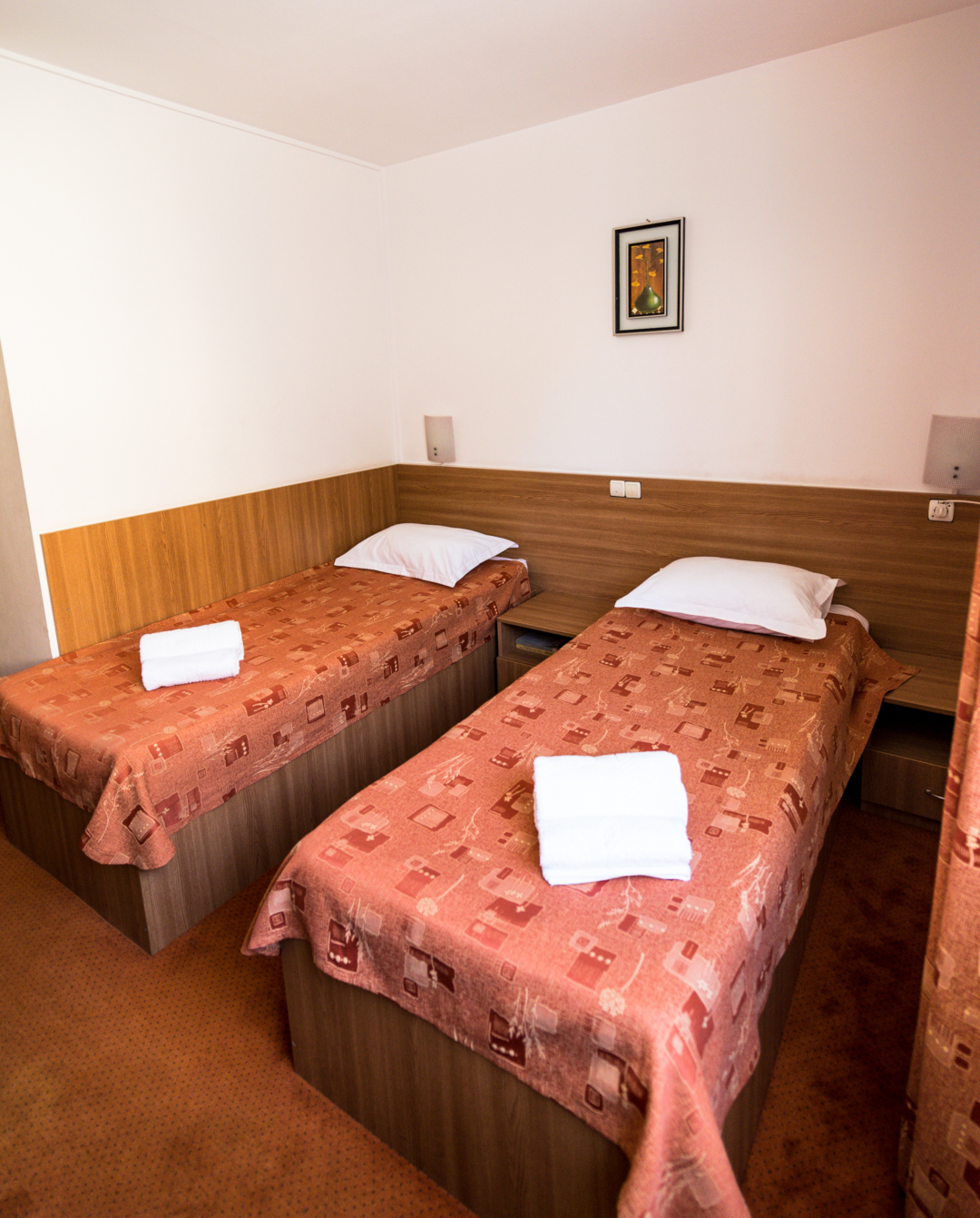 Hotel Est 7/26