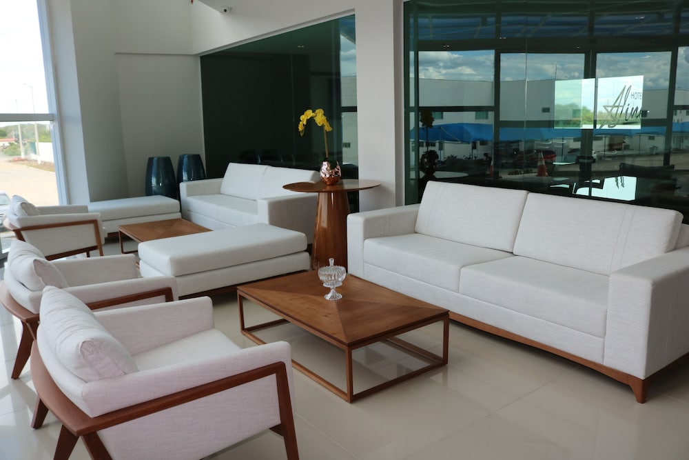 Bristol Aline Hotel — 9