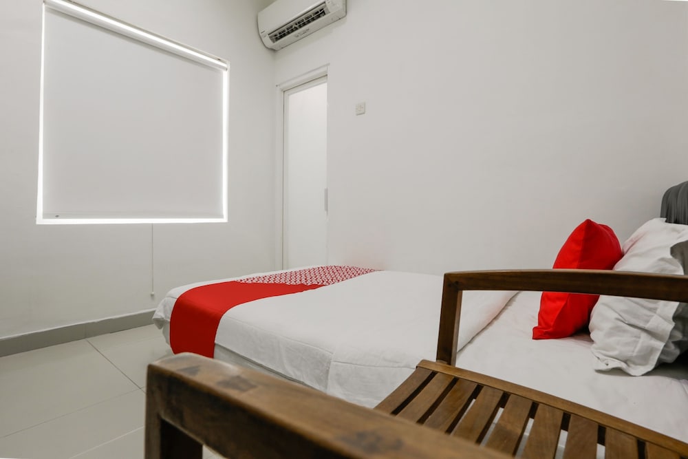 Hotel O Tamansari Guest House 3/11
