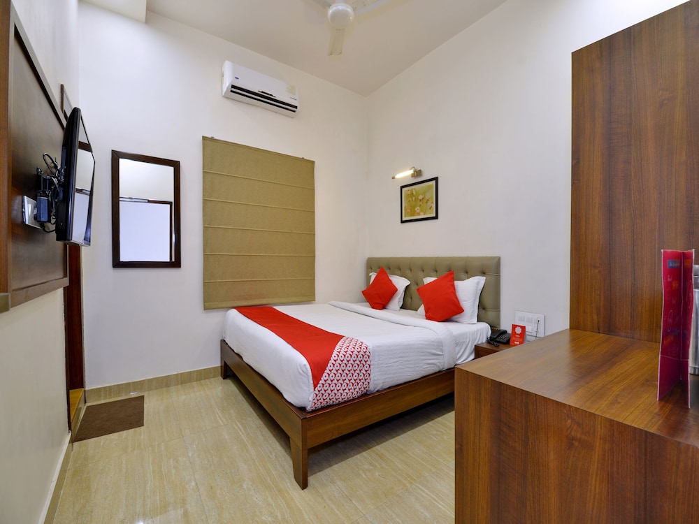 Oyo 11928 Hotel Ajmer Regency 6/15