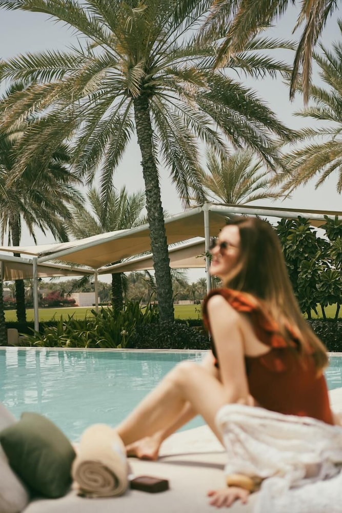 swimming pool spa