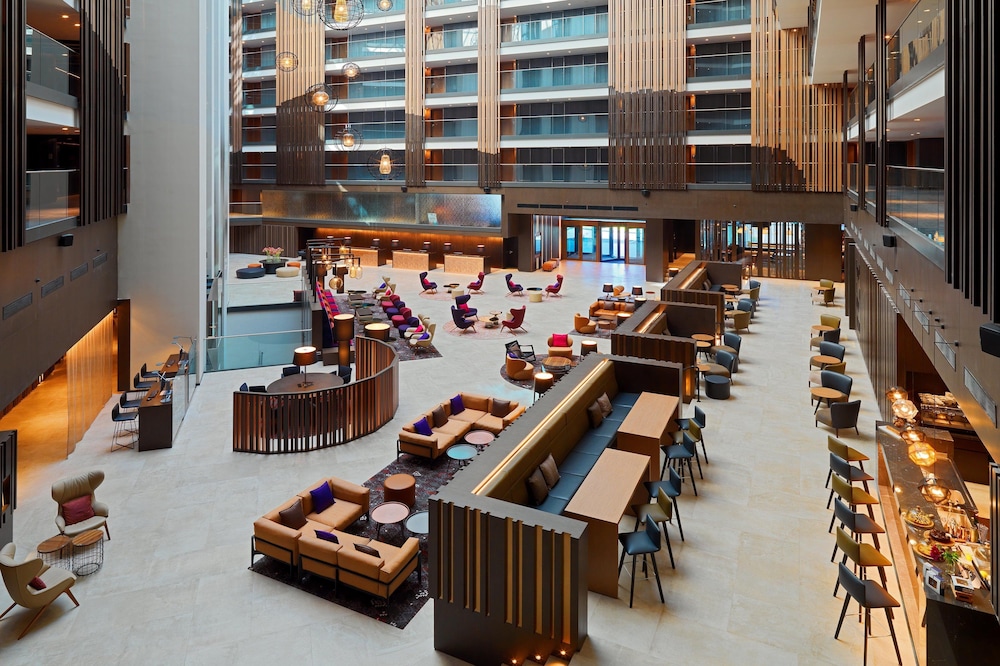 Sheraton Grand Tbilisi Metechi Palace 71/88