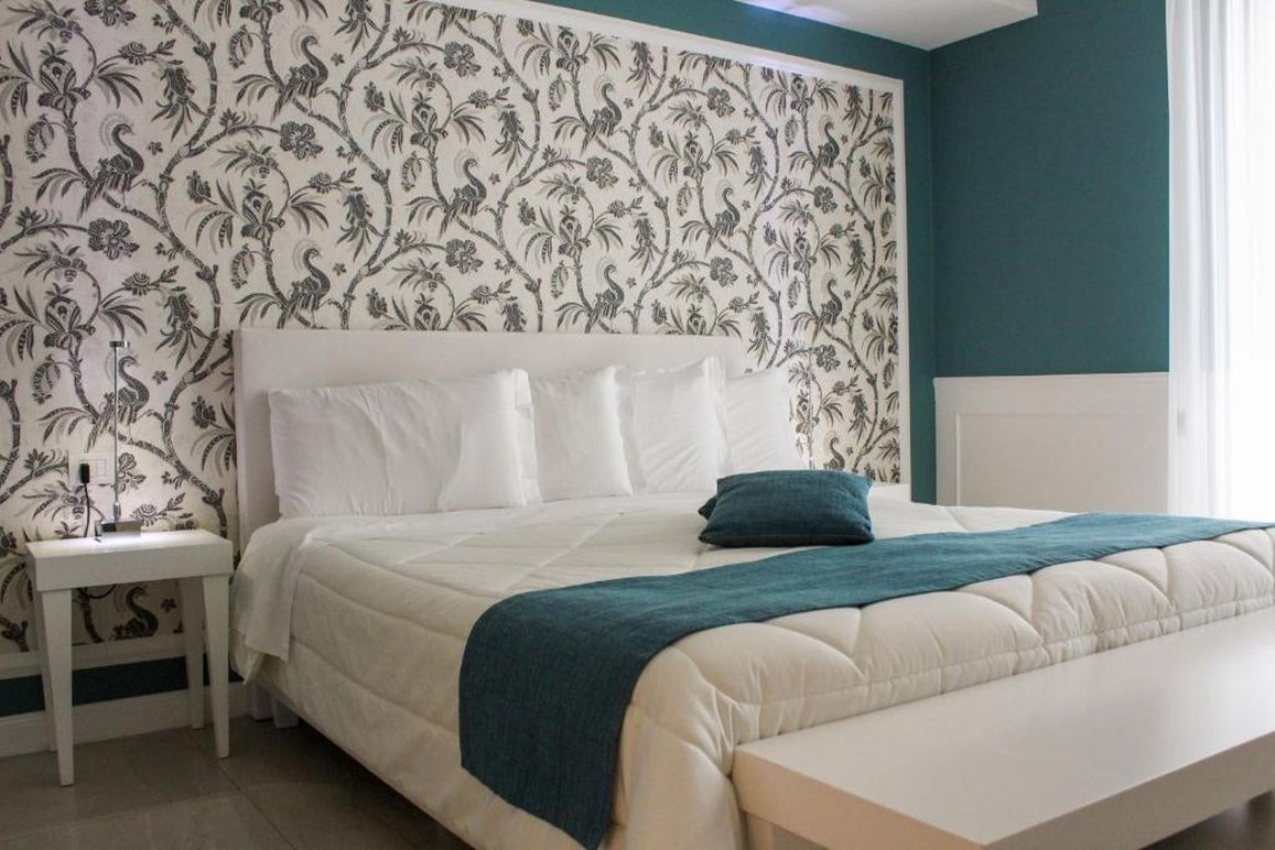 Bianco Riccio Suite Hotel 36/79