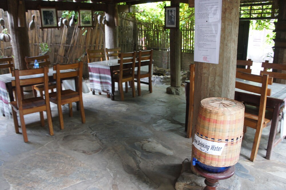 Lao Lu Lodge 78/91