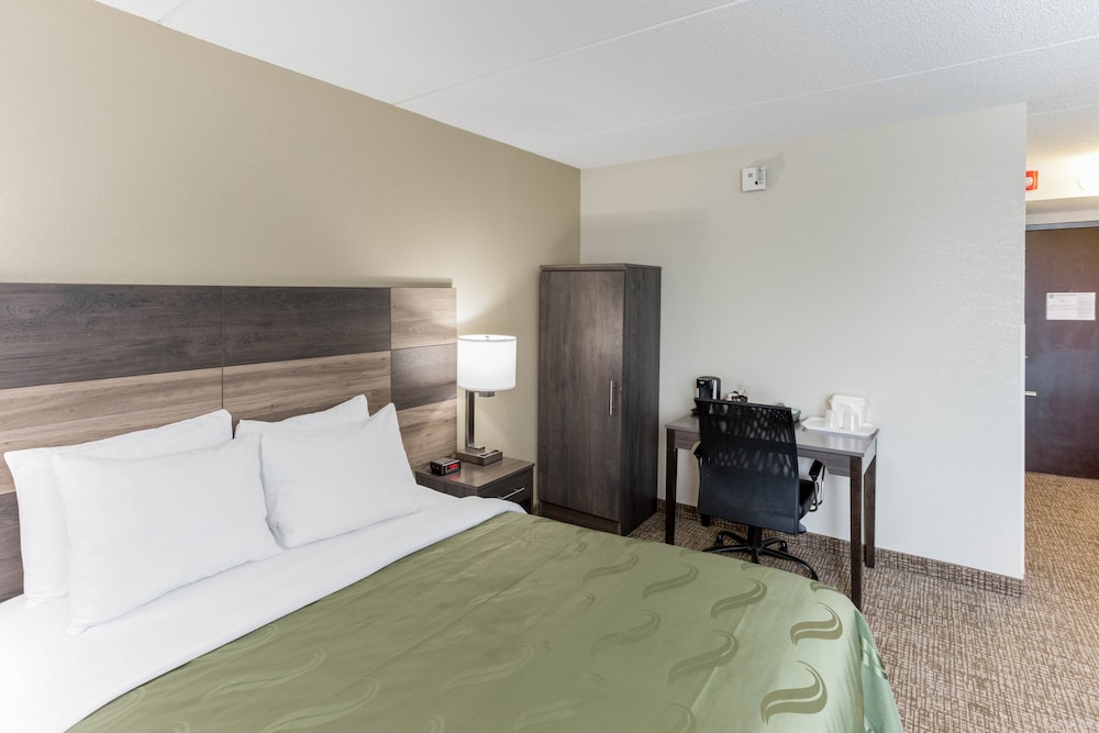 Quality Inn & Suites Plattsburgh 13/41