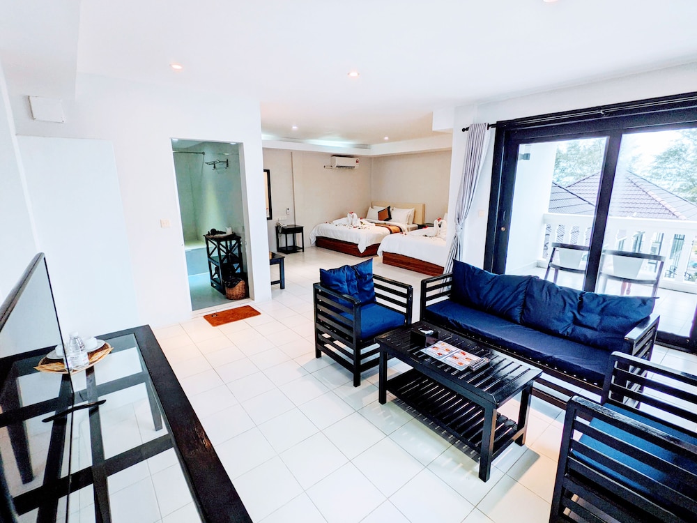 Mary Beach Hotel and Resort 30/50
