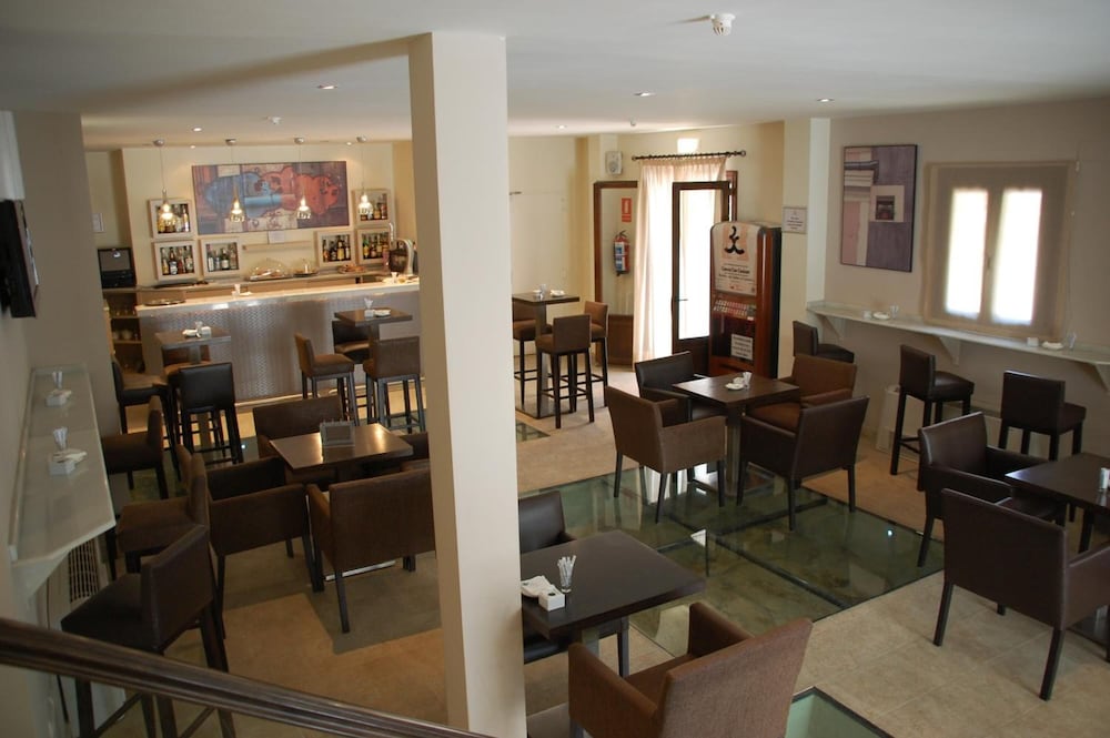 Hotel Convento del Giraldo 56/70