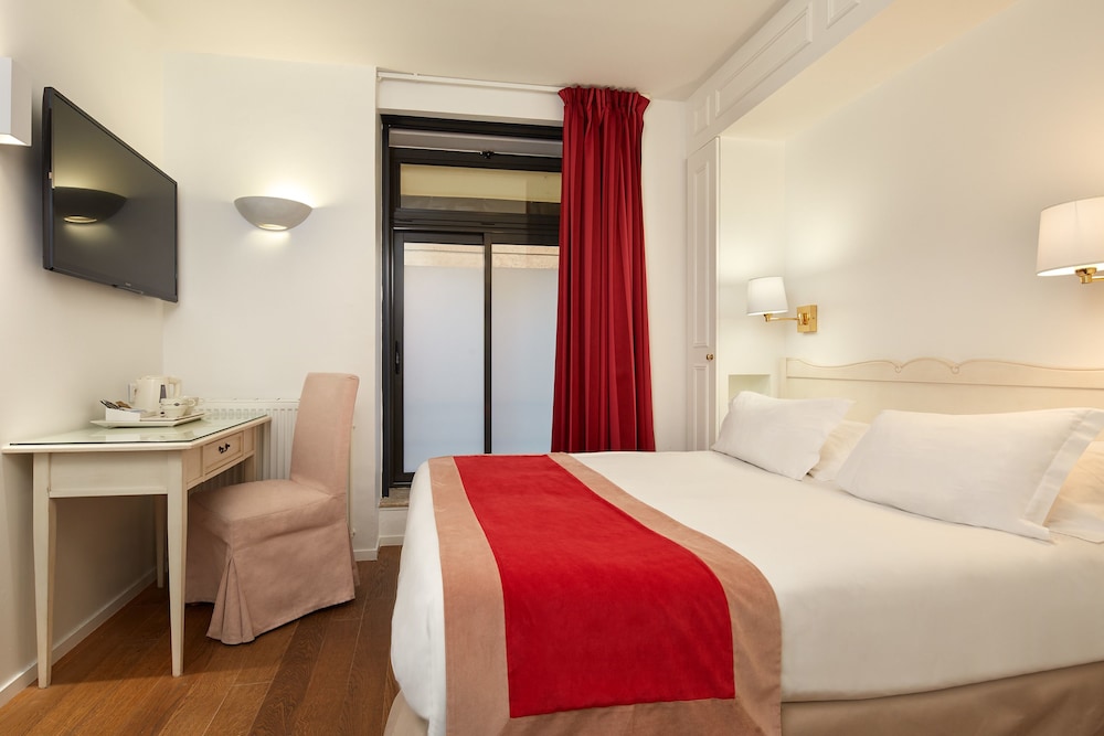 Austin's Arts et Metiers Hotel 23/61