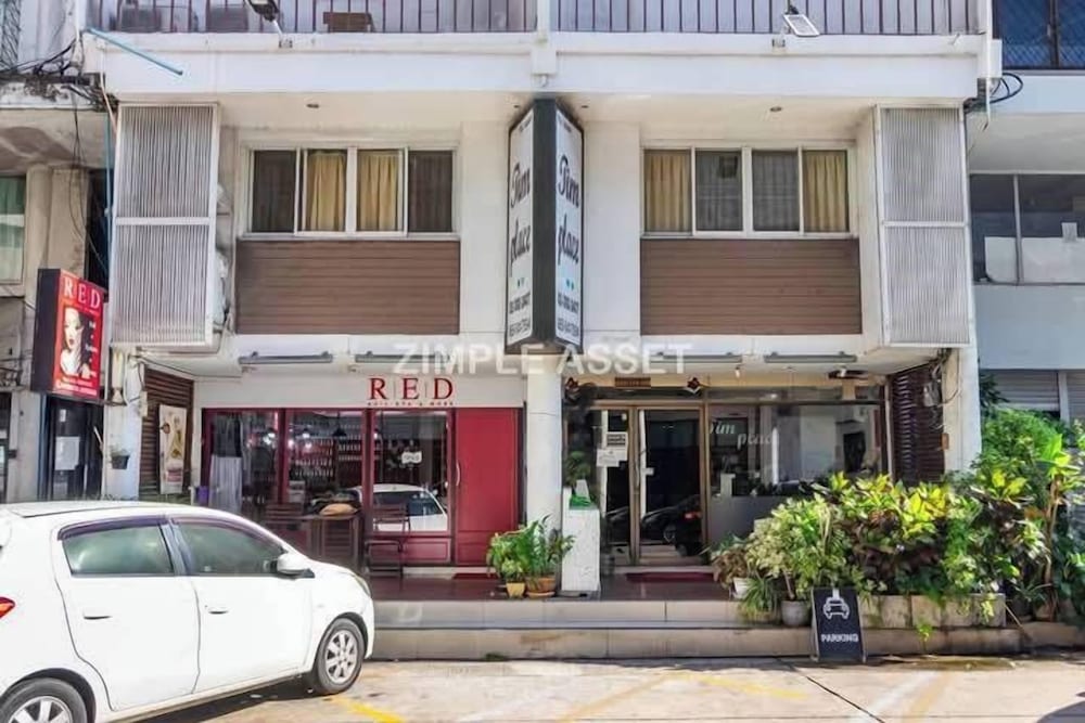 Tim Place Bts Phra Khanong 6/88