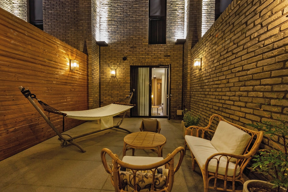 Hotel East9 41/69