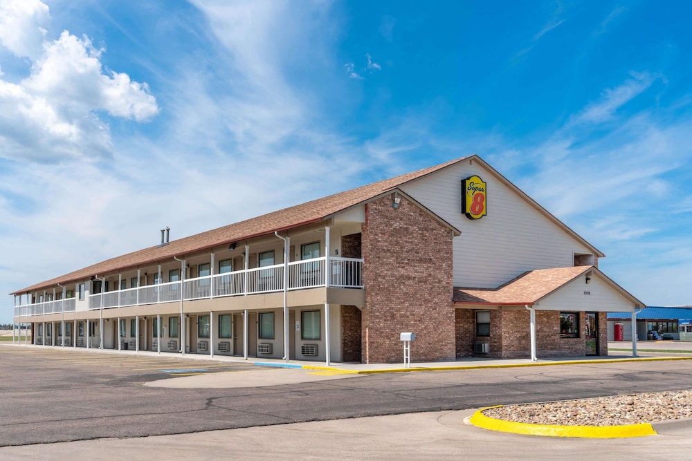 Super 8 by Wyndham Goodland 3/17