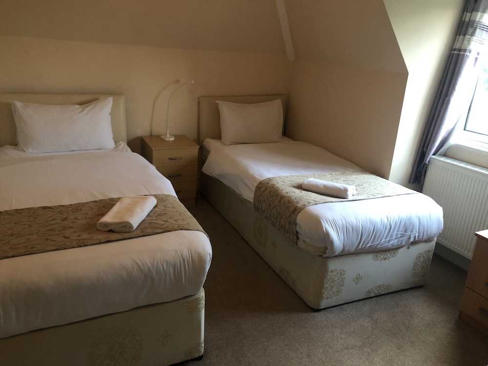 Gatwick Inn 11/53