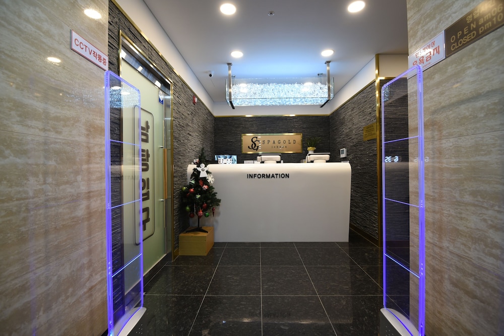 Lobby at Hotel Intrada Icheon, ICHEON
