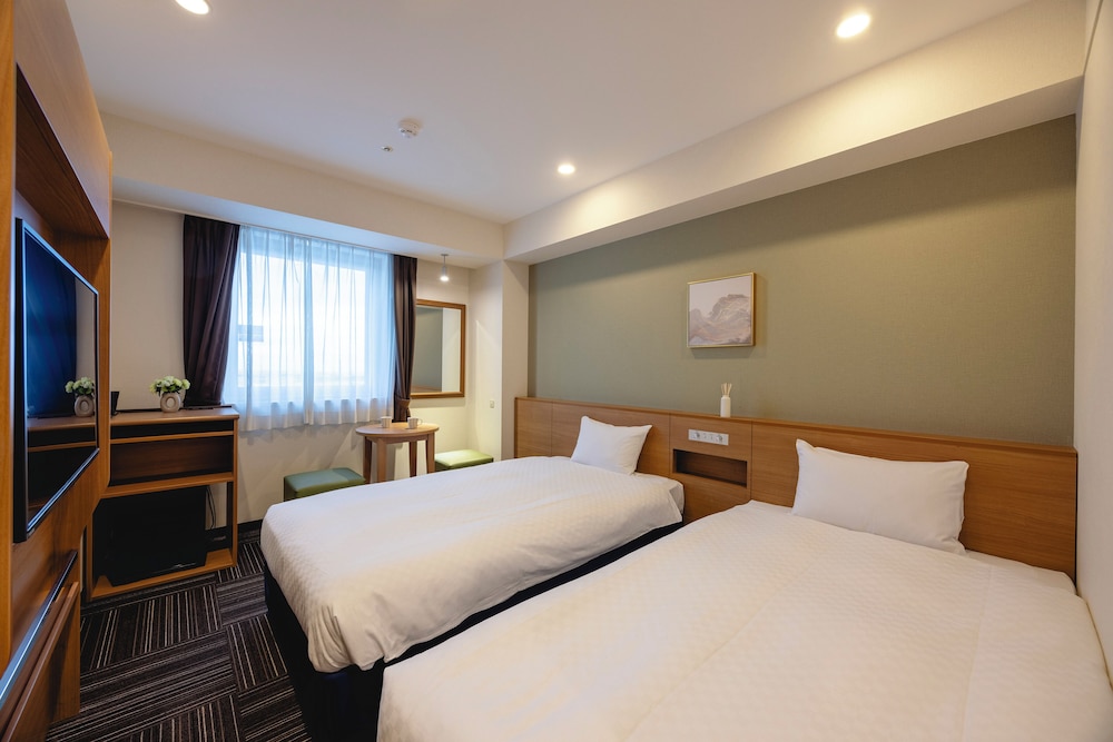 Kanku Izumiotsu Washington Hotel 9/59