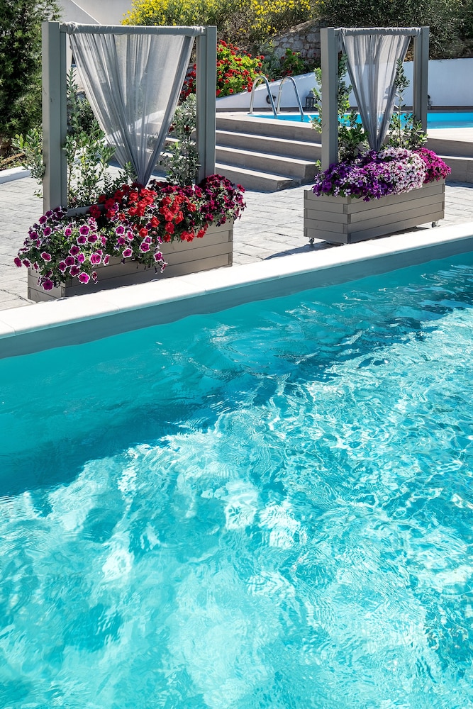 Paros Nereids Villas 37/50