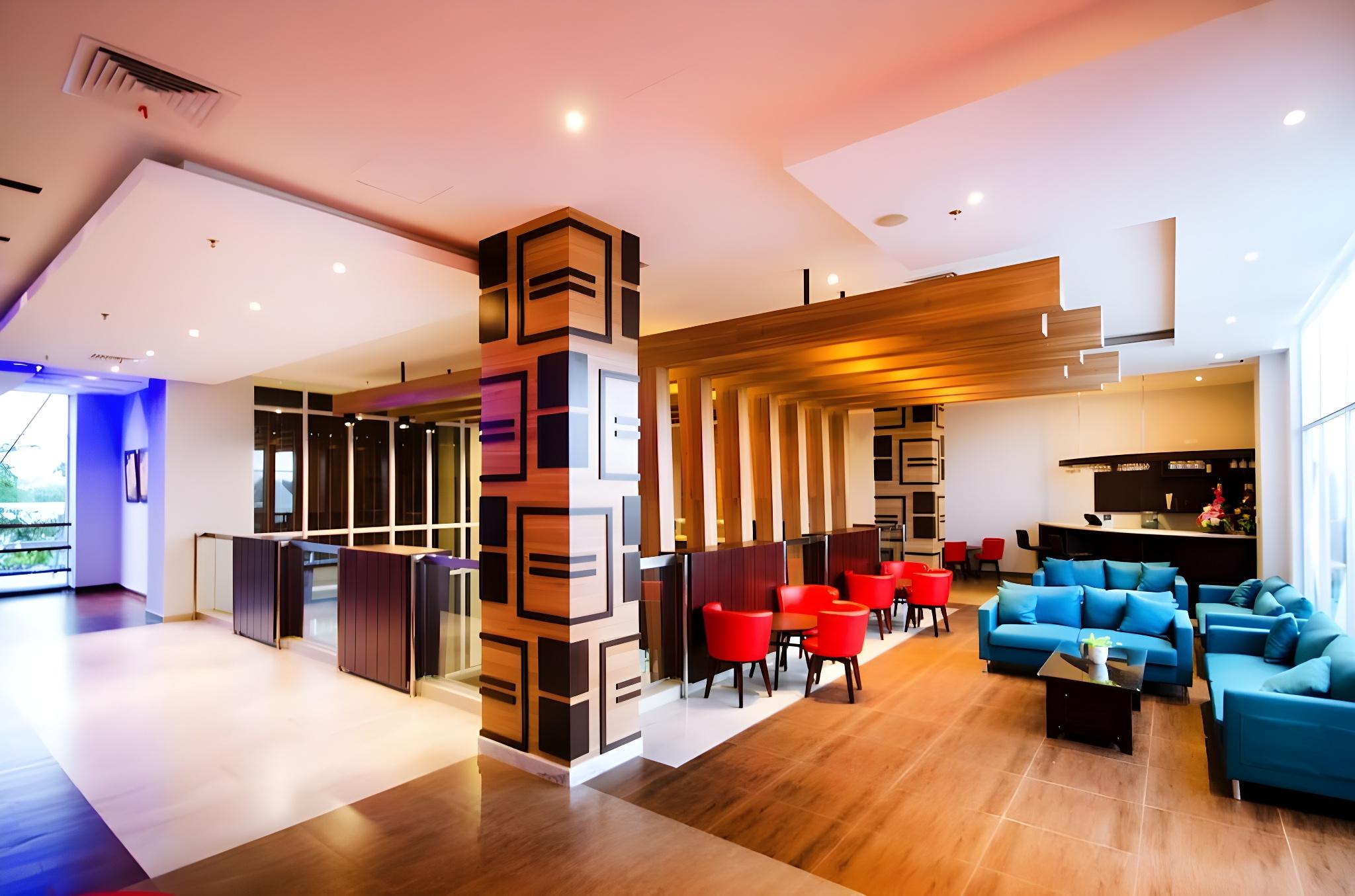 Ayola First Point Hotel Pekanbaru 37/48