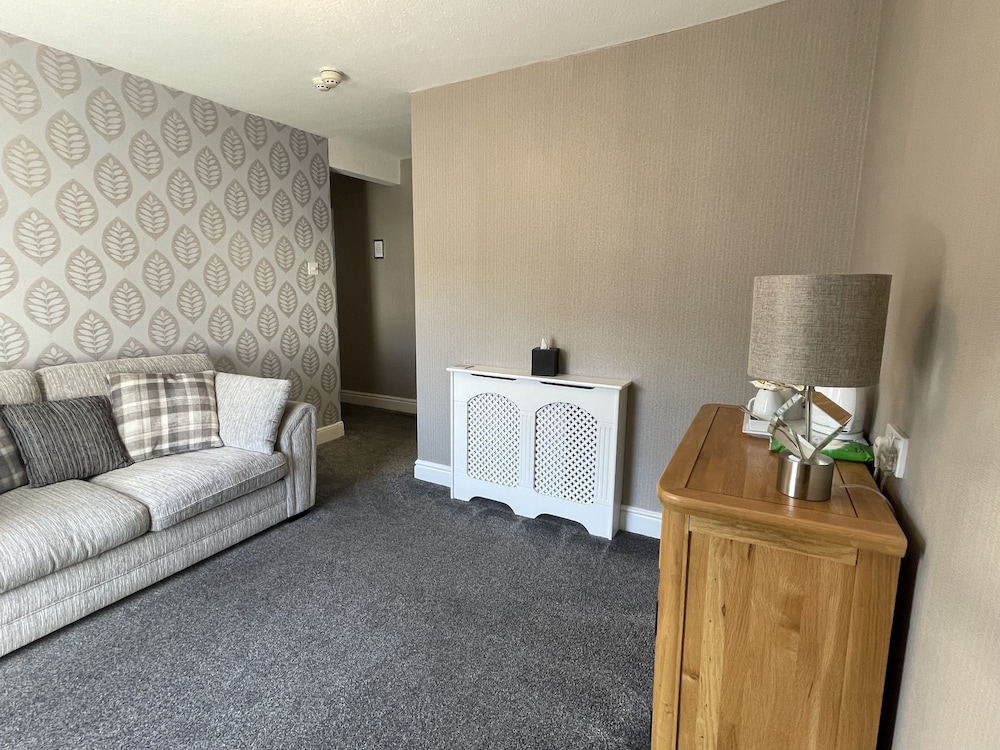 Lynton House 33/50