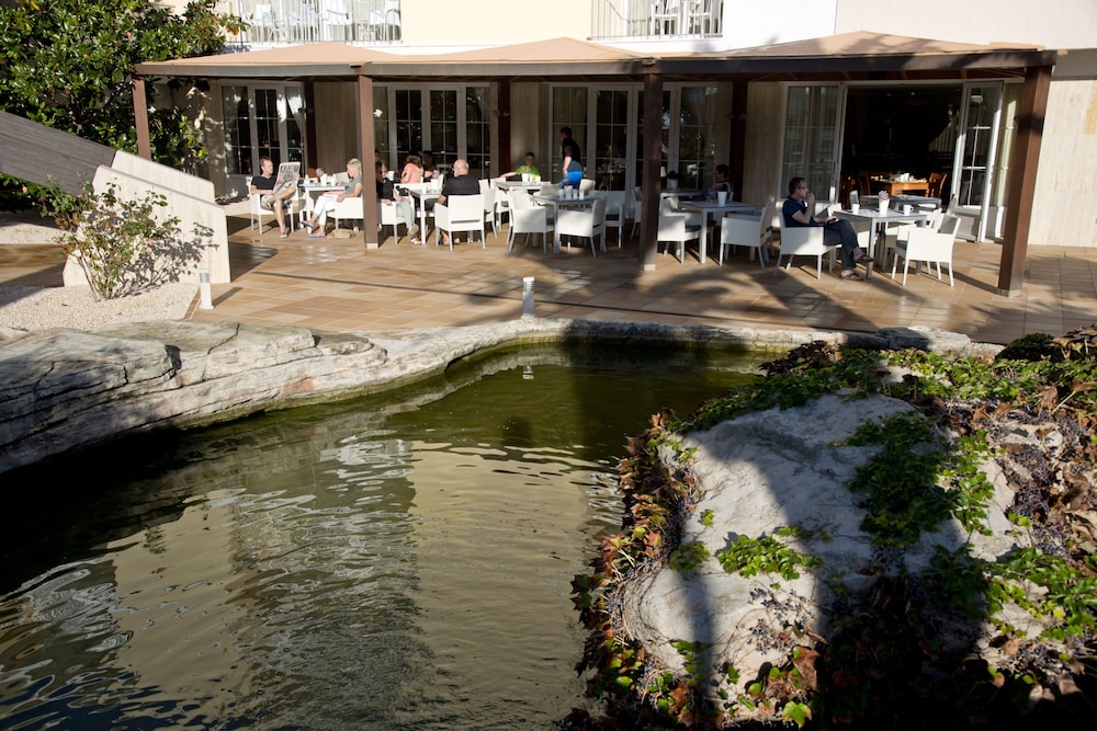 Hotel Capricho 54/60