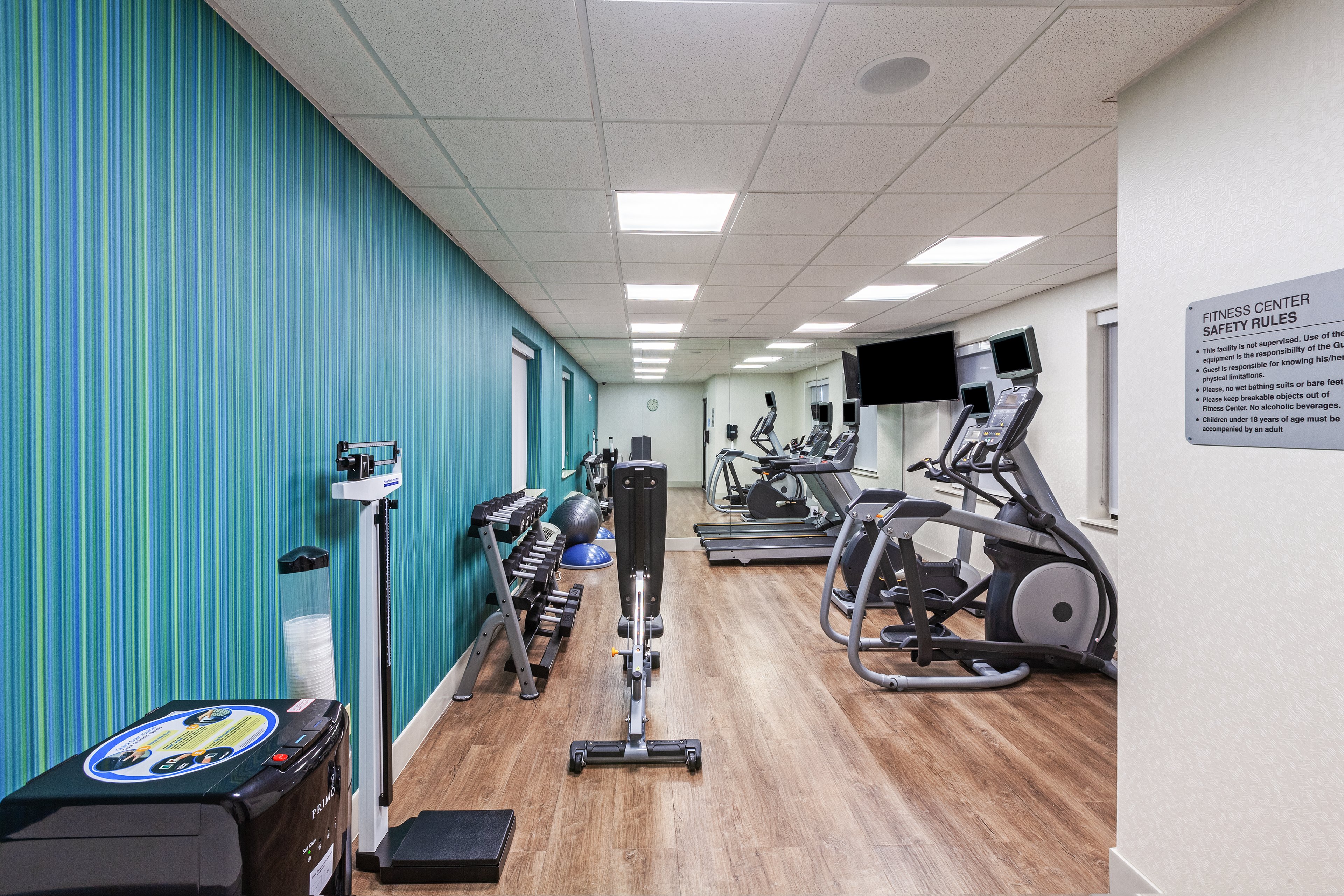Holiday Inn Express Suites Longview South I 20 20/25