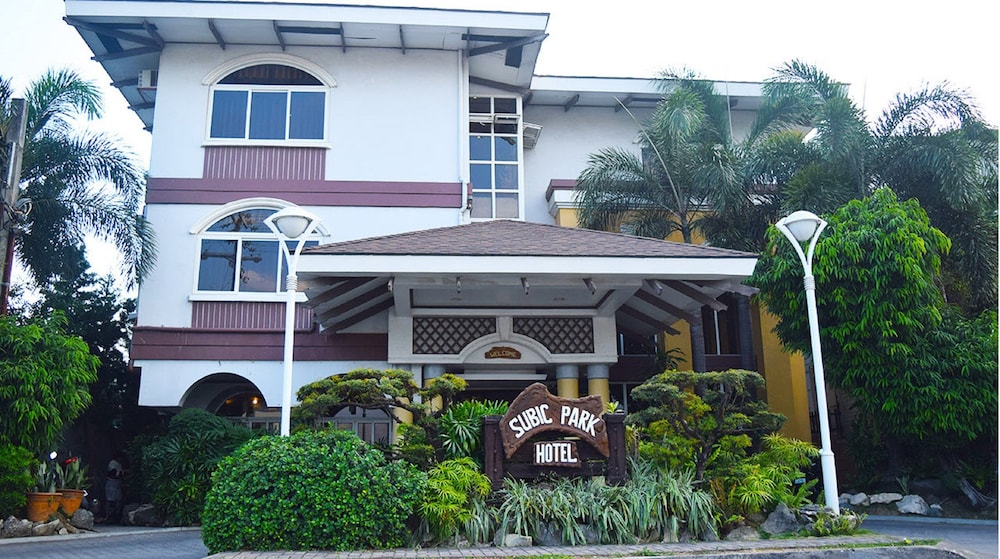 Subic Park Hotel 3/73